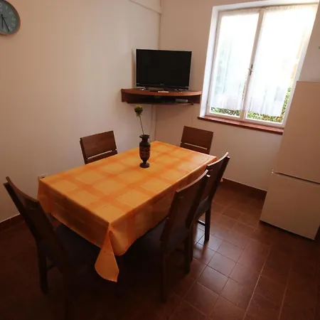 Apartment Comfortable Apartmentzadar Borikup To 5 Persons Zadar