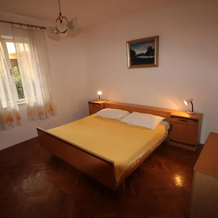 Comfortable Apartmentzadar Borikup To 5 Persons Apartment Zadar