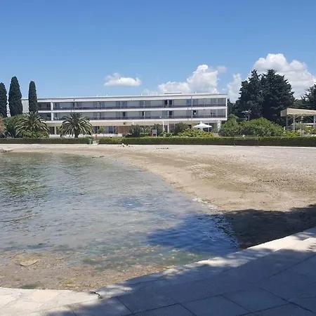 Comfortable Apartmentzadar Borikup To 5 Persons Zadar